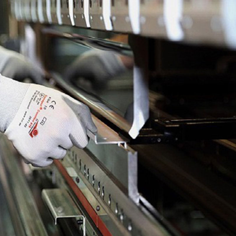 Corte y plegado de acero